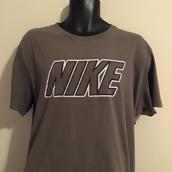 🔥Nike-Tee, distressed, green, unisex, size XL - Picture 1 of 1